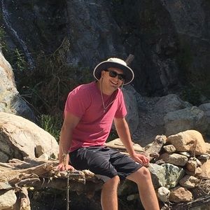 Meet your Posher, Max